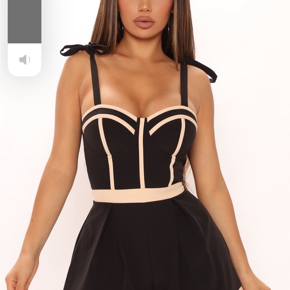 Cute Romper Fashion nova size XS​ - Picture 2 of 3